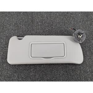 Cadillac SRX 2004-2009 OEM Grey Passenger Right Side Sunvisor Sun Visor
